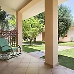 Θέρετρο Th - Baia Degli Achei Village