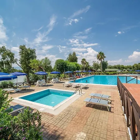 Th - Baia Degli Achei Village 4* マリーナ・ディ・シーバリ
