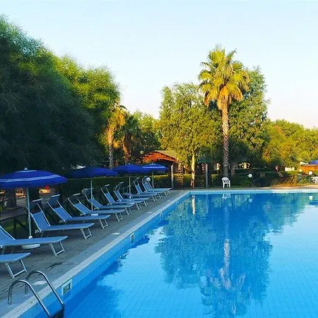 Th - Baia Degli Achei Village 4* マリーナ・ディ・シーバリ