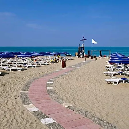 Resort Th - Baia Degli Achei Village 4*
